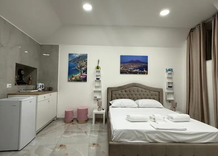 Caracciolo 36 Neapel